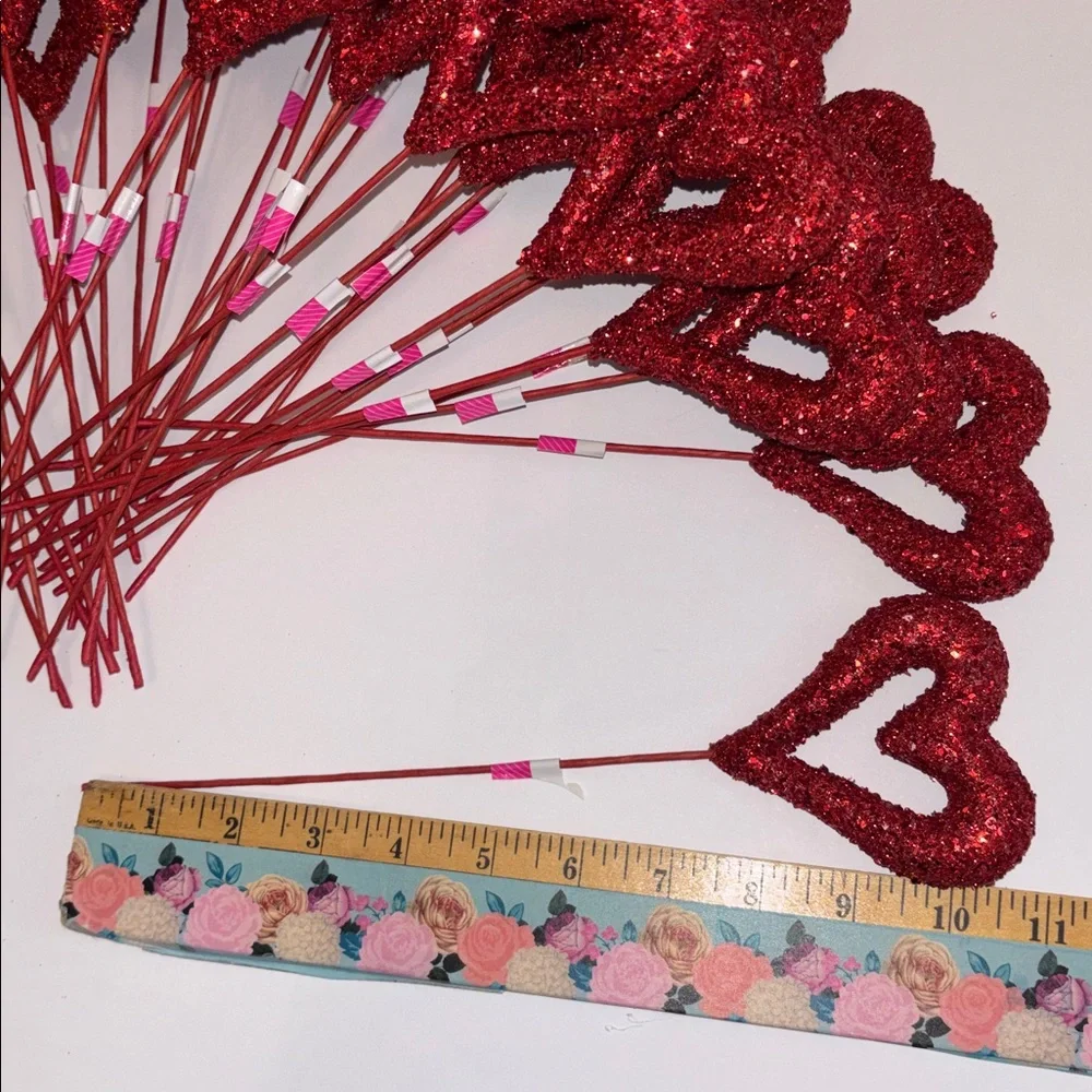Red Heart Pics Red Glitter Floral Picks Set of 32 NWT Glitter Hearts Pics